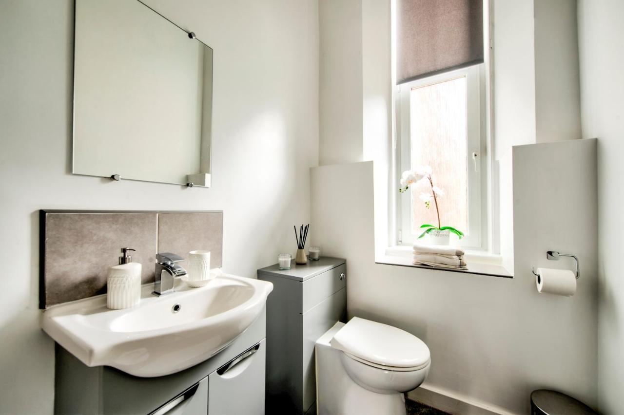 Апартаменты Pass The Keys Stylish 2 Bed In Heart Of West End Глазго Экстерьер фото